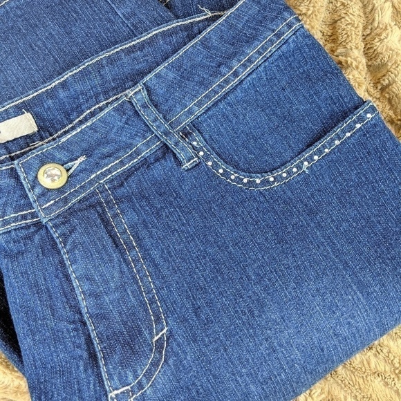 X-tasy Blue Jean Bermuda Shorts Size 12 - Picture 2 of 4